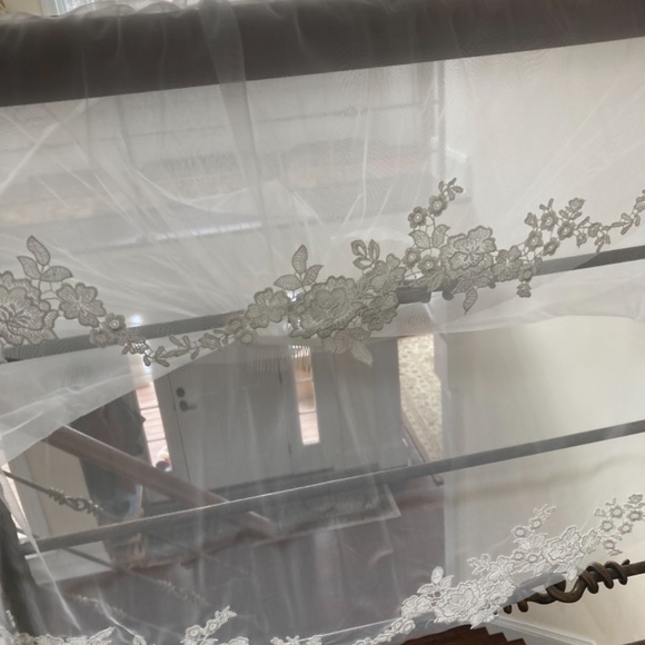 NEW Custom Handmade Wedding Veil floral Trim - Picture 5 of 9